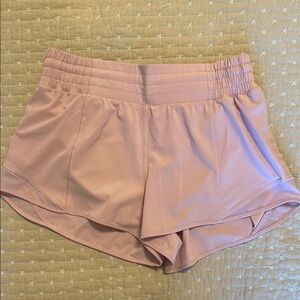 Lululemon Hotty Hot HR 2.5” Pink Haze - Size 8